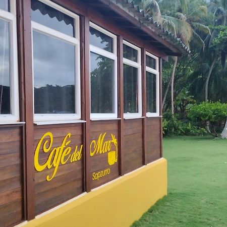Cafe Del Mar Sapzurro Bed & Breakfast Exterior photo